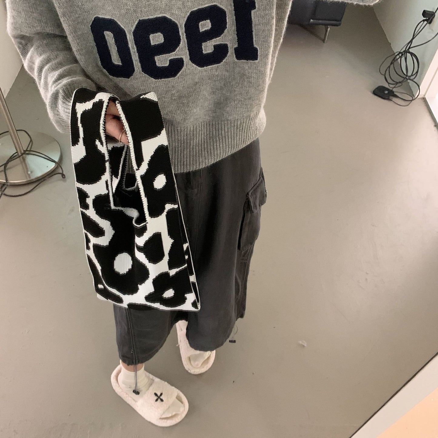 Shopping bag28221 设计感针织手掏包秋冬少女拼色花朵手拎包学生小众单肩包
