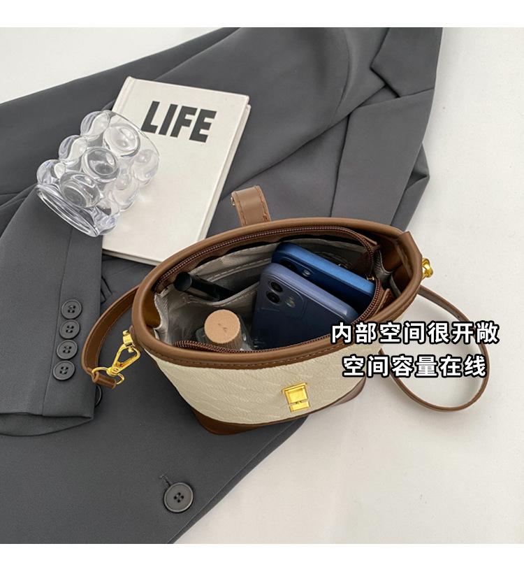 Shoulder handbag高级感洋气小包包2024新款女包流行爆款百搭斜挎包单肩腋下水桶包