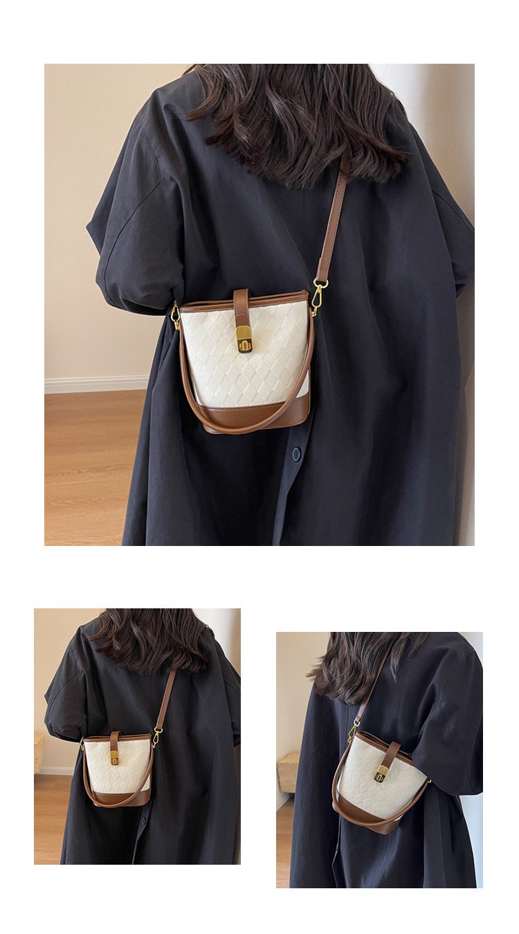 Shoulder handbag高级感洋气小包包2024新款女包流行爆款百搭斜挎包单肩腋下水桶包