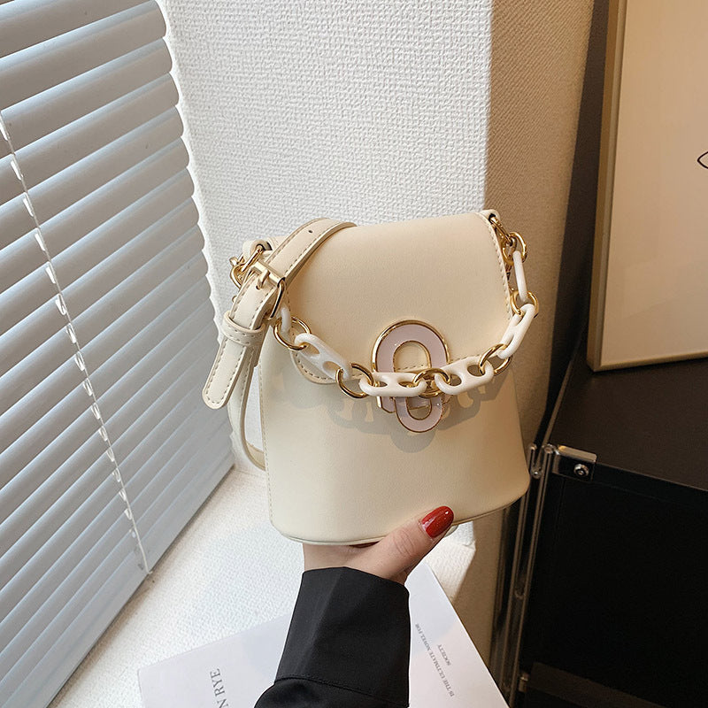 Chain Design Bucket Bag