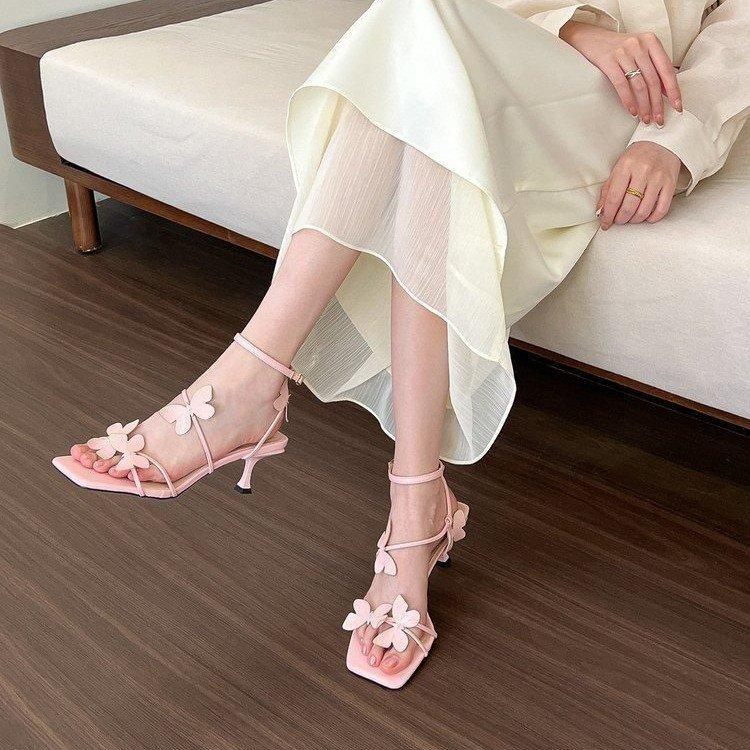 Peep-toe heels2024年夏季新款方头百搭蝴蝶气质性感高跟鞋一字扣凉鞋女细跟中跟