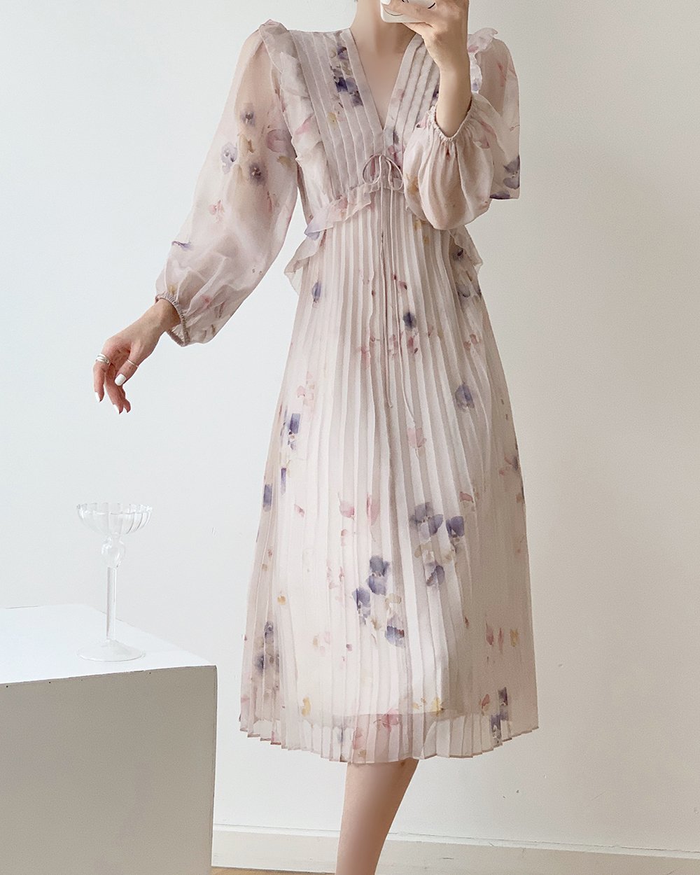 Fairy Drape Unique and Beautiful Temperament Long-sleeved Dress